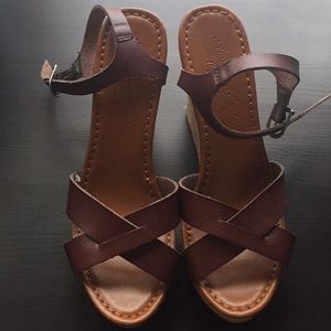 American Eagle Platform Wedges